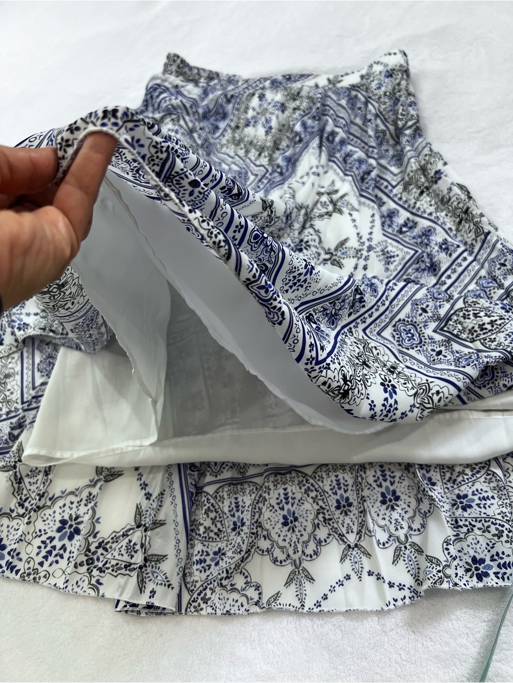 H&M White and Blue Tile-Print Skater Skirt - Picture 8 of 8